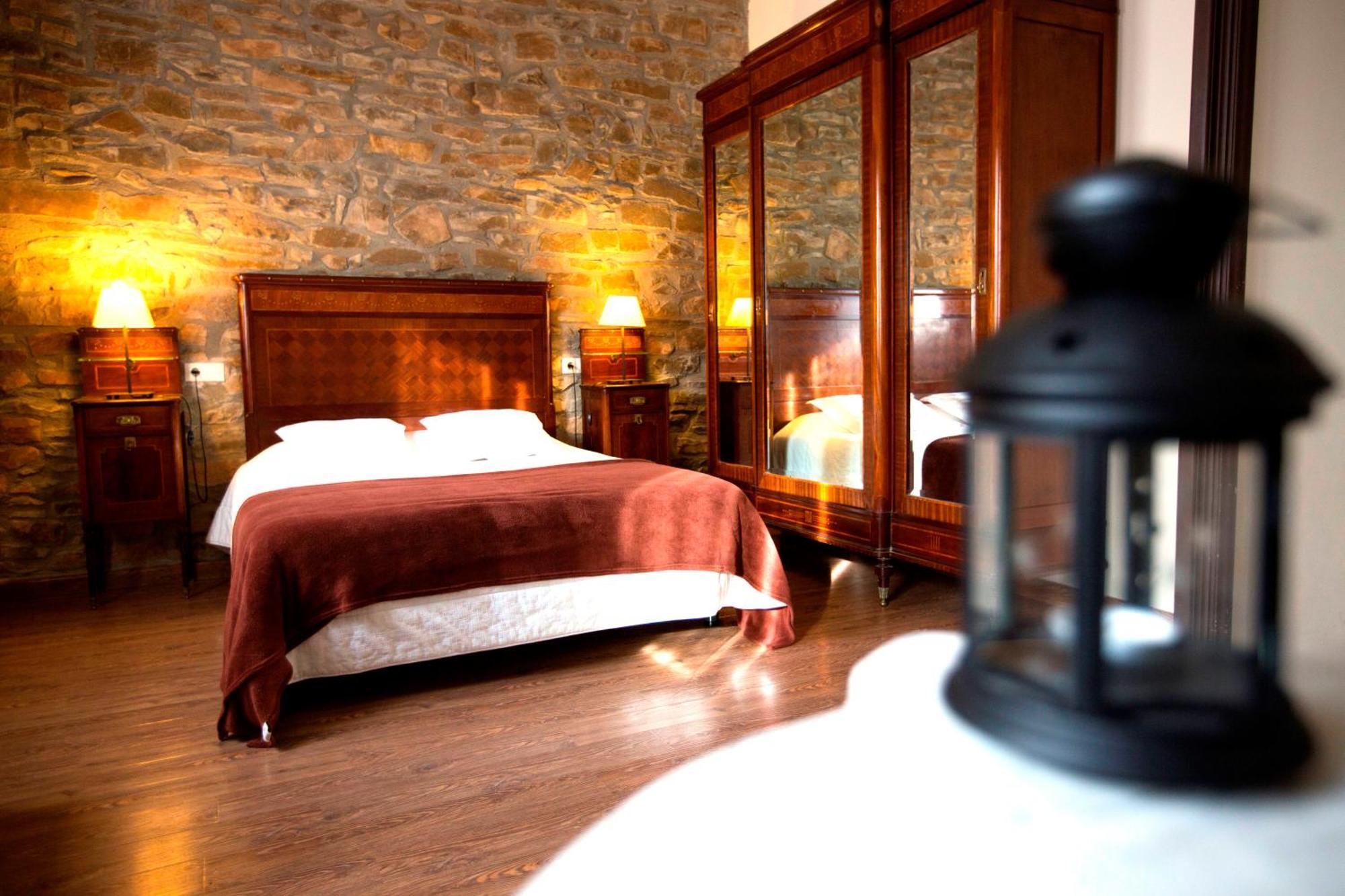 La Torre Del Vilar Santa Eulalia de Riuprimer Экстерьер фото